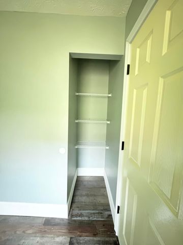 313 Fairlane Drive, Vanceburg, KY 41179