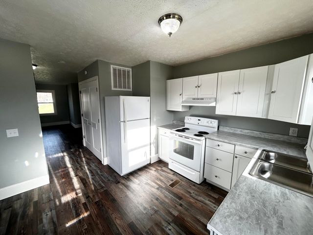 313 Fairlane Drive, Vanceburg, KY 41179