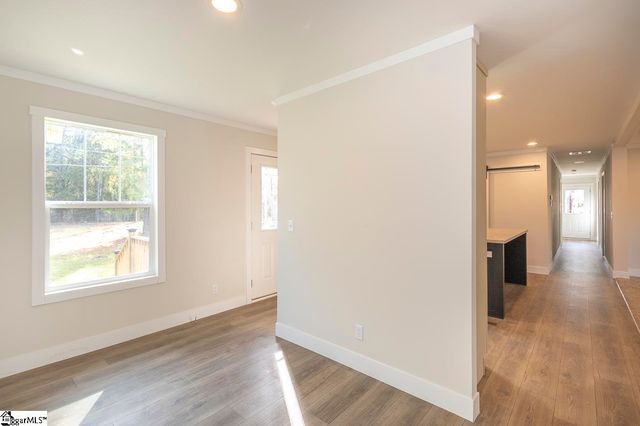 2 Marshall Lane, Due West, SC 29639