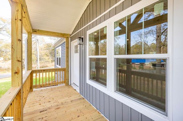 2 Marshall Lane, Due West, SC 29639