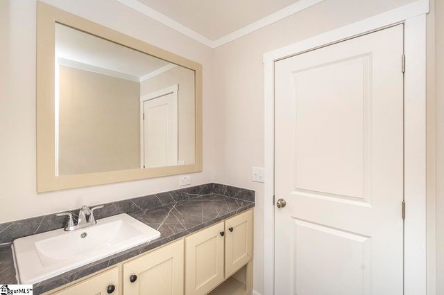 2 Marshall Lane, Due West, SC 29639