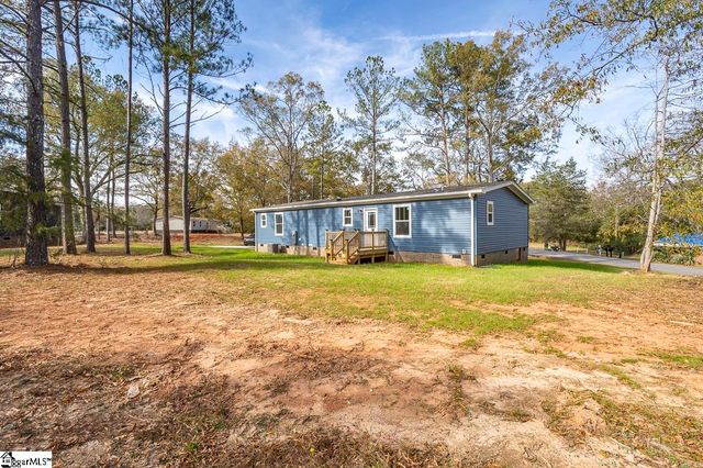 2 Marshall Lane, Due West, SC 29639
