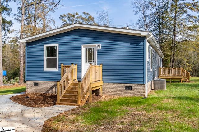 2 Marshall Lane, Due West, SC 29639