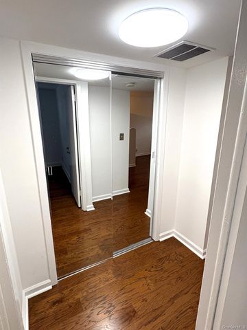 62 Elissa Lane 1, Yonkers, NY 10710