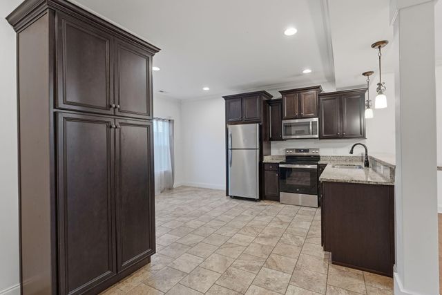 1348 Weeks Drive NE, Cleveland, TN 37312