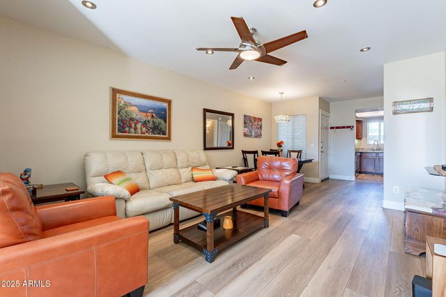 1825 W RAY Road 1068, Chandler, AZ 85224