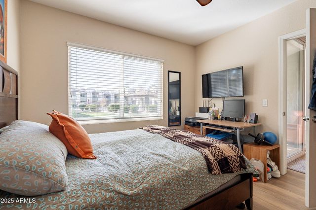 1825 W RAY Road 1068, Chandler, AZ 85224