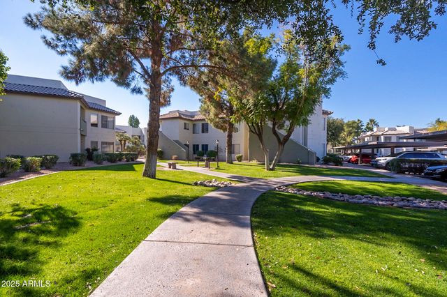 1825 W RAY Road 1068, Chandler, AZ 85224