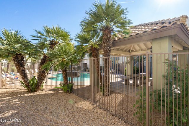 1825 W RAY Road 1068, Chandler, AZ 85224