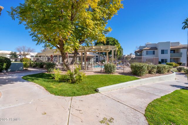 1825 W RAY Road 1068, Chandler, AZ 85224