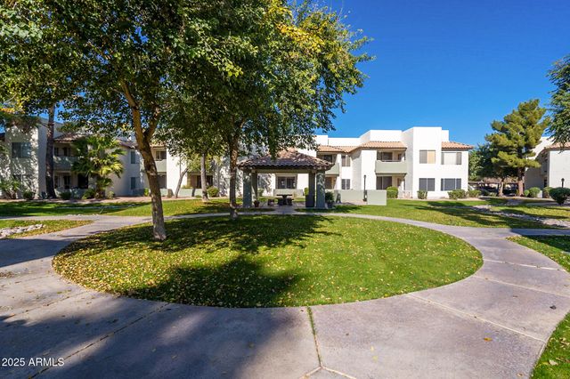 1825 W RAY Road 1068, Chandler, AZ 85224