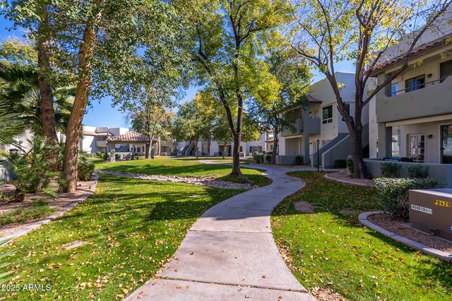 1825 W RAY Road 1068, Chandler, AZ 85224