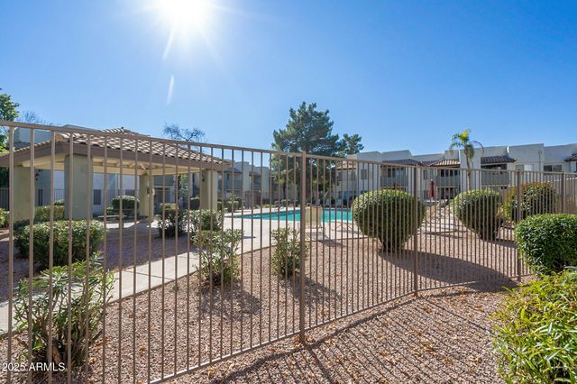 1825 W RAY Road 1068, Chandler, AZ 85224