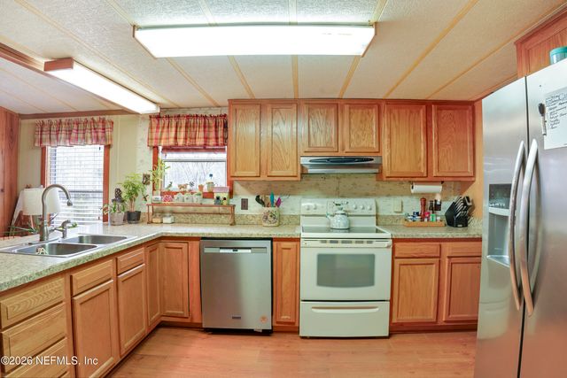 10697 COUNTY ROAD 127, Sanderson, FL 32087