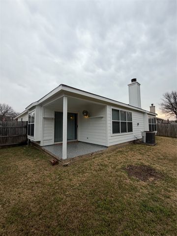 1937 Earnhardt Way, Dallas, TX 75217