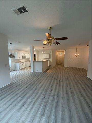 1937 Earnhardt Way, Dallas, TX 75217