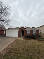 1937 Earnhardt Way, Dallas, TX 75217
