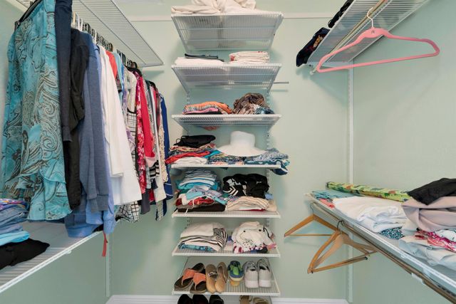 5411 Place Lake Drive, Fort Pierce, FL 34951