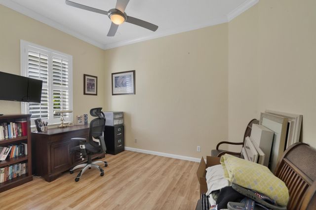 5411 Place Lake Drive, Fort Pierce, FL 34951