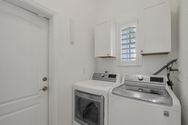 5411 Place Lake Drive, Fort Pierce, FL 34951