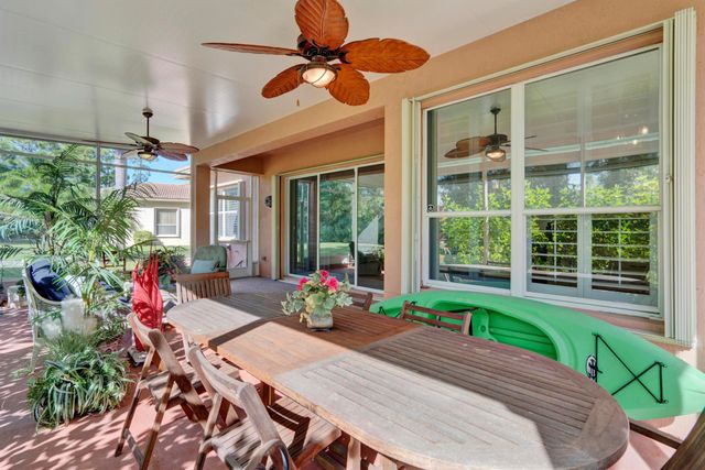 5411 Place Lake Drive, Fort Pierce, FL 34951