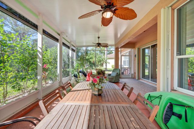 5411 Place Lake Drive, Fort Pierce, FL 34951