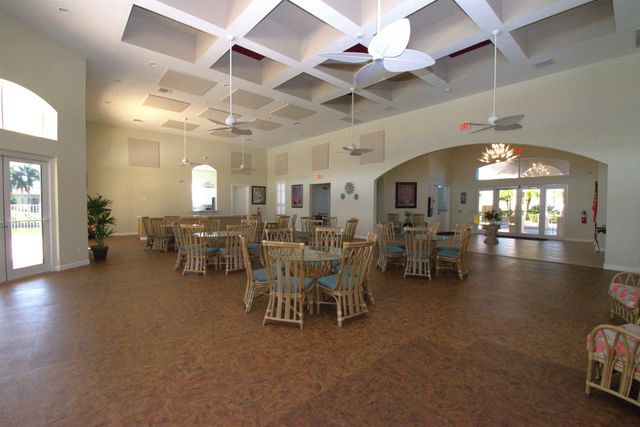 5411 Place Lake Drive, Fort Pierce, FL 34951