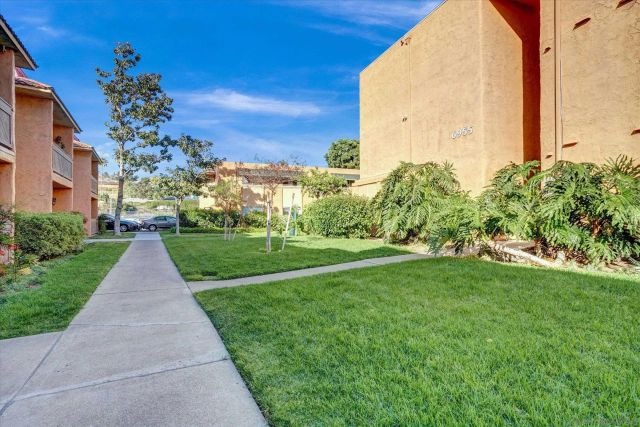 6955 Alvarado Rd 61, San Diego, CA 92120