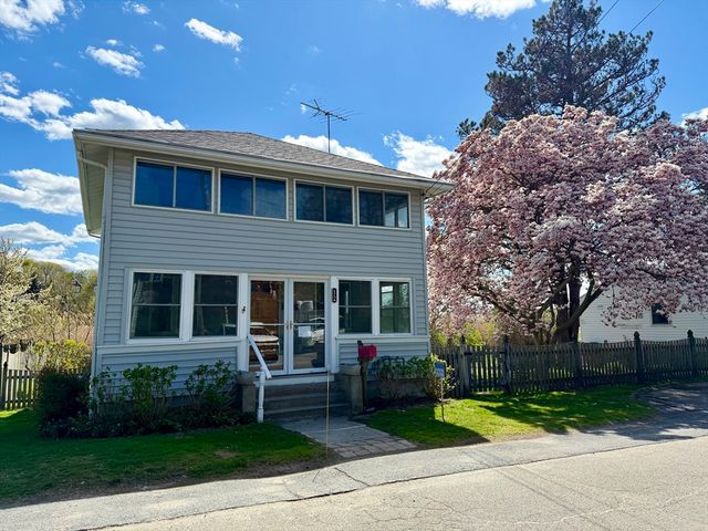 175 Spring St 1, Hull, MA 02045