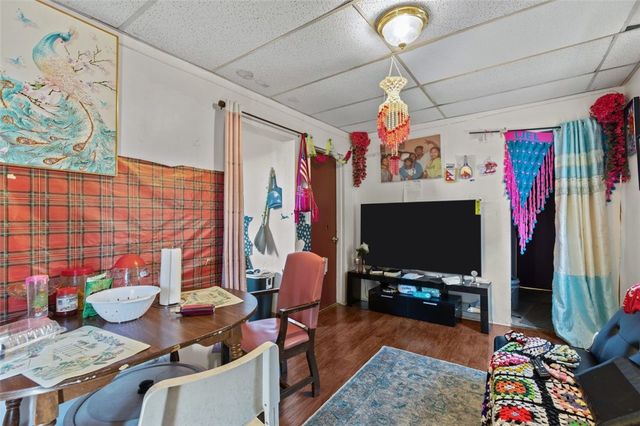 107 Overbrook Blvd, Carrick, PA 15210