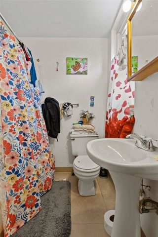 107 Overbrook Blvd, Carrick, PA 15210