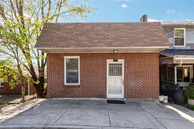 107 Overbrook Blvd, Carrick, PA 15210