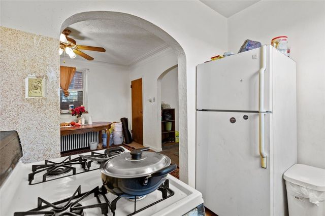 107 Overbrook Blvd, Carrick, PA 15210