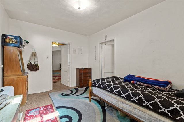 107 Overbrook Blvd, Carrick, PA 15210