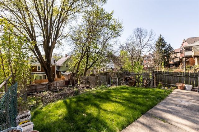 107 Overbrook Blvd, Carrick, PA 15210