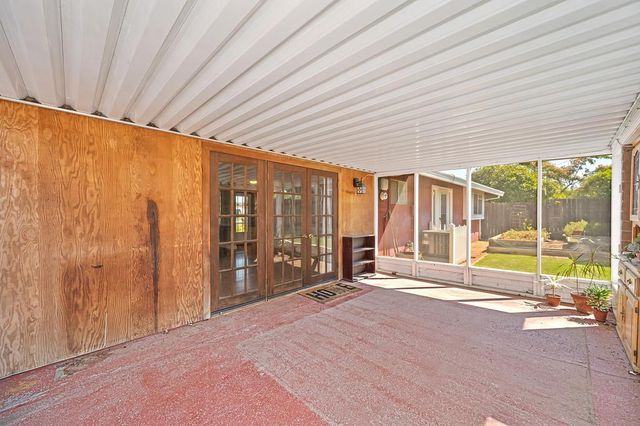 10744 Ambassador Dr, Rancho Cordova, CA 95670