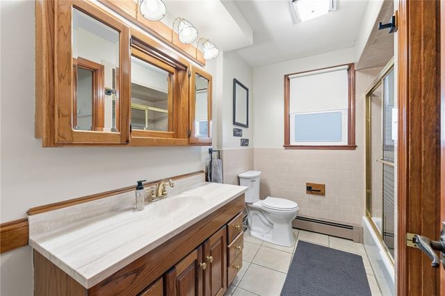 80 West View Avenue, Cranston, RI 02920