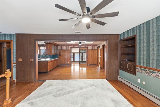 80 West View Avenue, Cranston, RI 02920