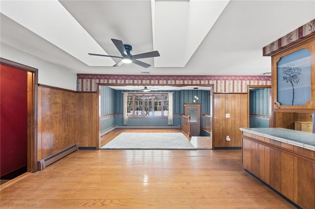 80 West View Avenue, Cranston, RI 02920