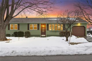 80 West View Avenue, Cranston, RI 02920