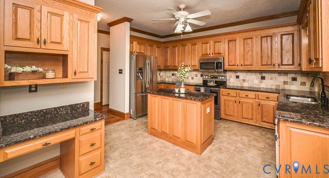 7276 Thistle Crown Ct, Mechanicsville, VA 23111