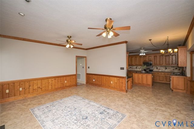 7276 Thistle Crown Ct, Mechanicsville, VA 23111