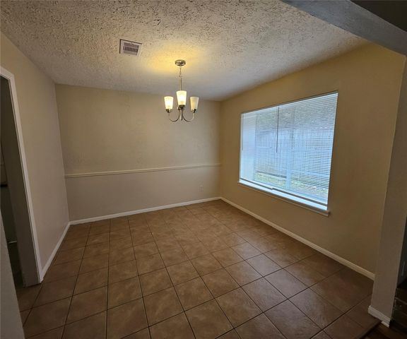 2154 Oak Shores Drive, Houston, TX 77339