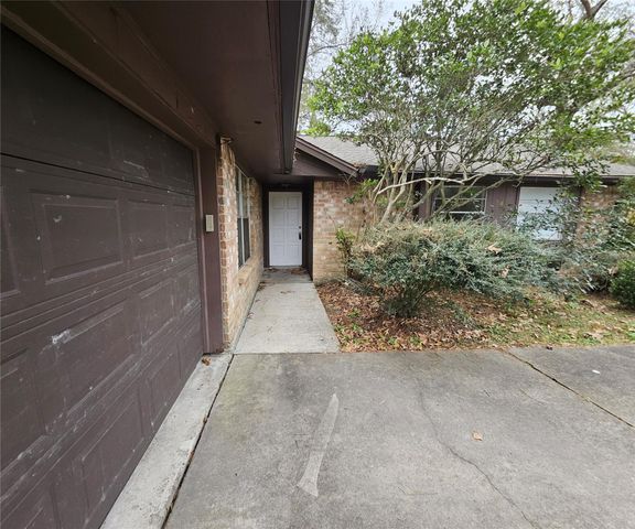 2154 Oak Shores Drive, Houston, TX 77339