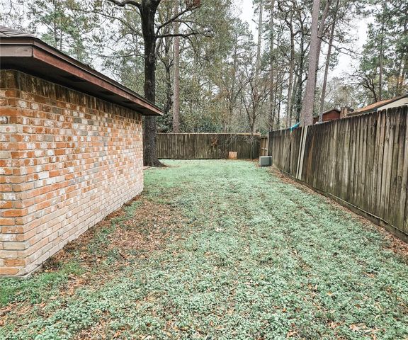 2154 Oak Shores Drive, Houston, TX 77339
