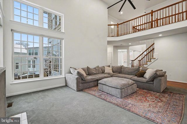 19201 BUNA ST, Triangle, VA 22172