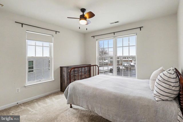 19201 BUNA ST, Triangle, VA 22172