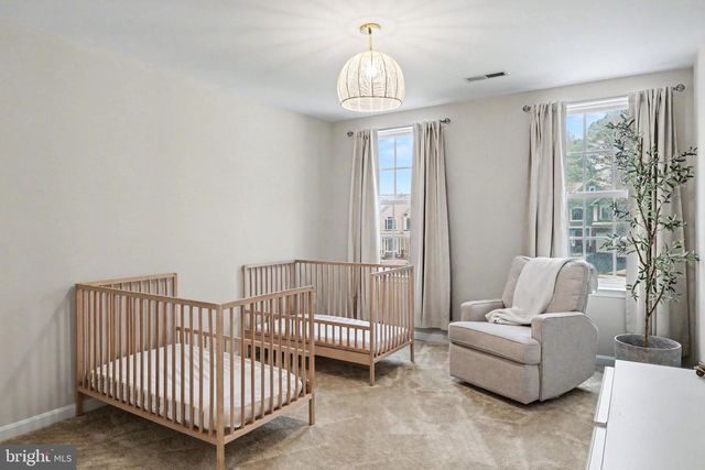 19201 BUNA ST, Triangle, VA 22172