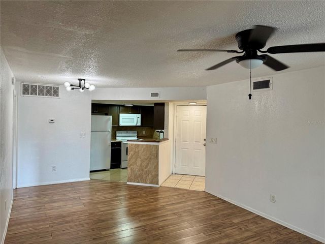 1948 LAKE ATRIUMS CIRCLE 119, Orlando, FL 32839