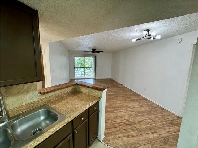 1948 LAKE ATRIUMS CIRCLE 119, Orlando, FL 32839